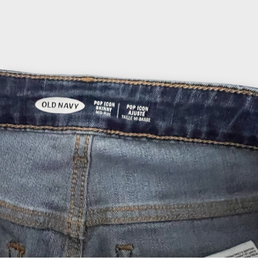 OLD NAVY Mid-Rise Pop Icon Distressed Skinny Jeans Sz 6 - Picture 7 of 15